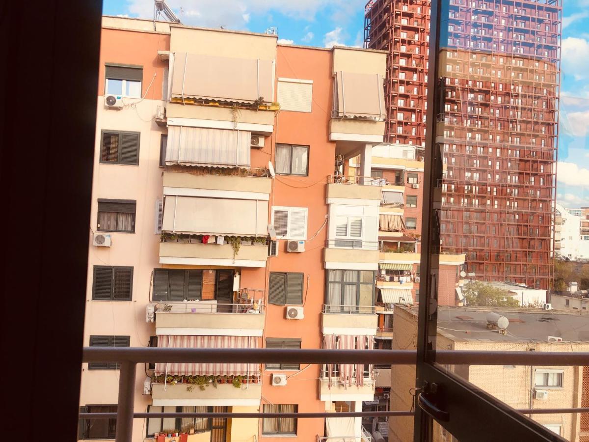 Laureta Central Apartment 地拉那 外观 照片